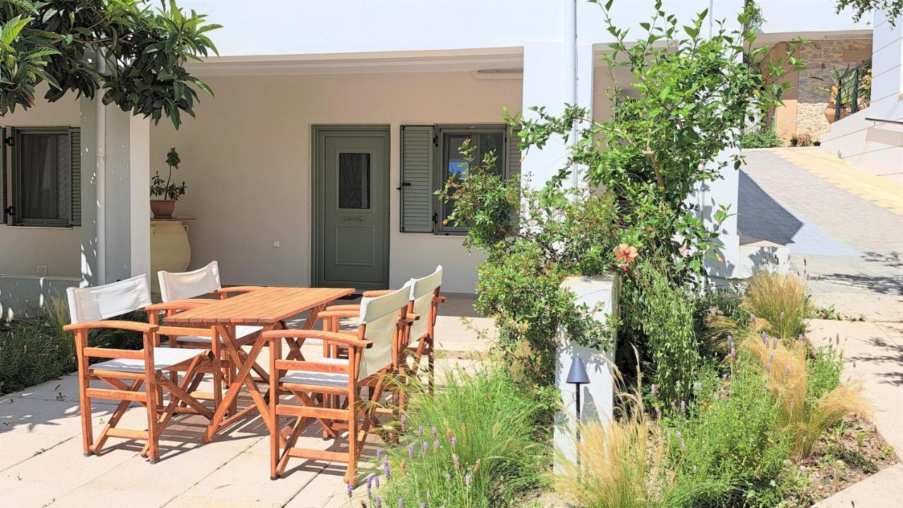 Ismini Apartments Myrtos Exterior photo